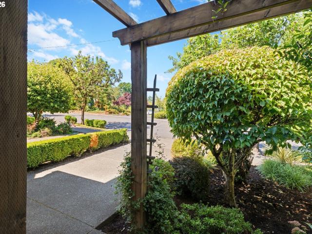 Townhouse for sale in Oregonia