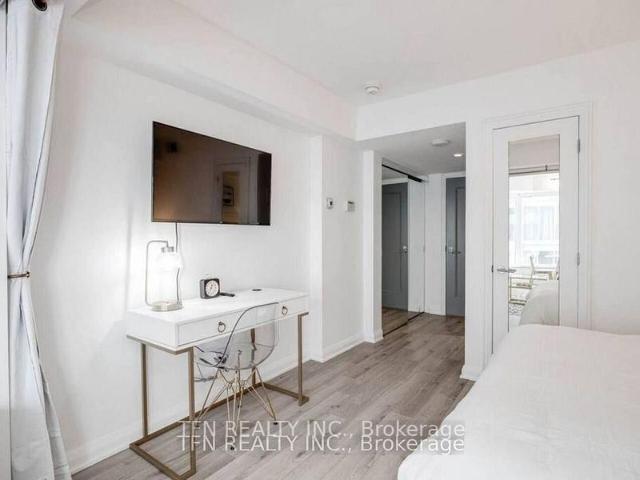 Condo for sale in University—Rosedale, Toronto