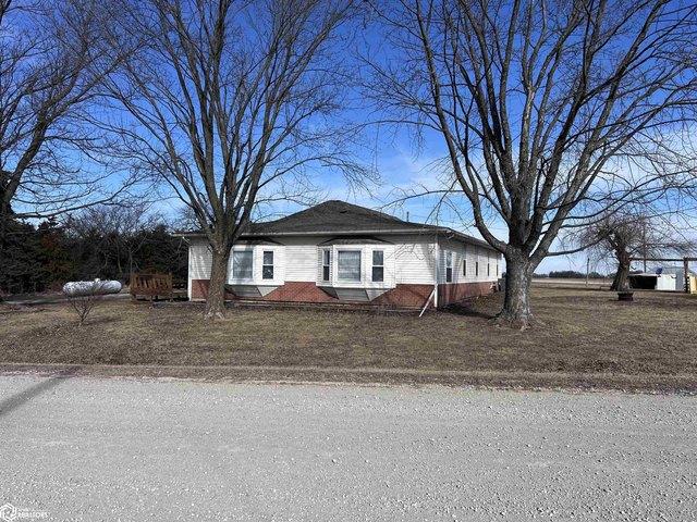 House for sale in Davis, Iowa