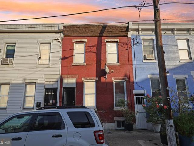 Townhouse for sale in North Philadelphia, Philadelphia