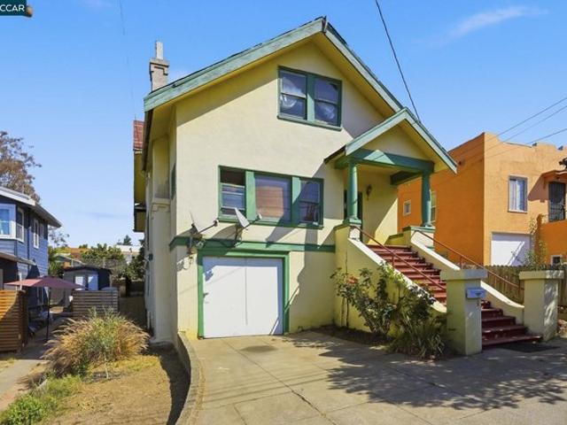 House for sale in Oakland, Alameda County