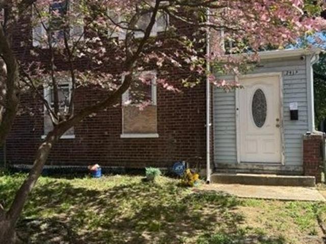 Townhouse for sale in Camden, New Jersey