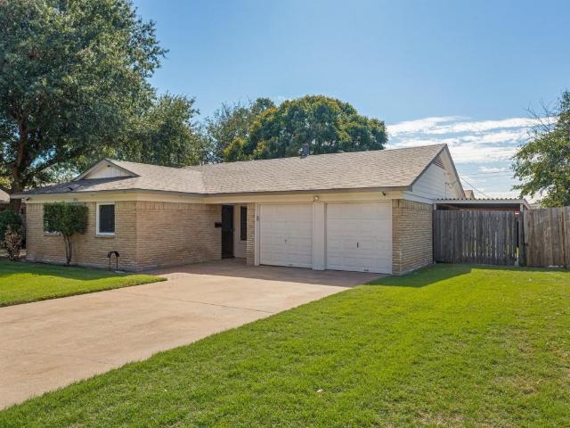 House for sale in Irving, Dallas County