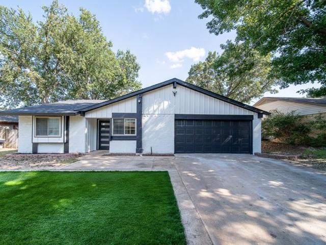 House for sale in Bedford, Texas