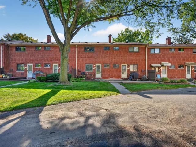 Condo for sale in Madison Heights, Oakland County