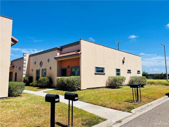 Townhouse for sale in Hidalgo, Texas