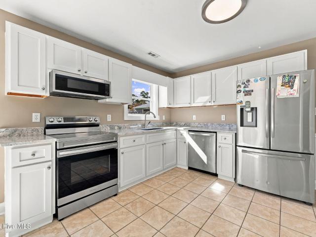 House for sale in Morehead City, Carteret County