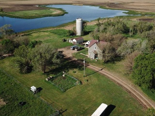 Farm for sale in Menno, South Dakota