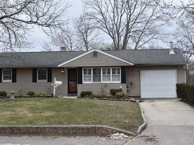 House for sale in Centereach, New York