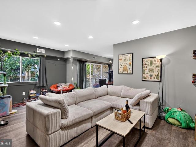 Condo for sale in Virginia