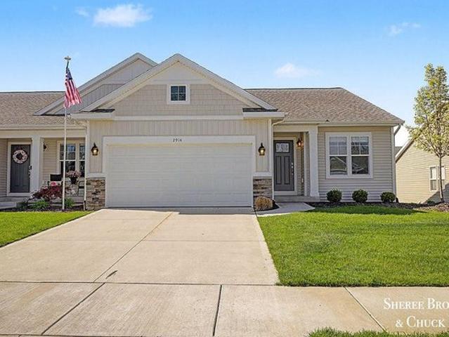Condo for sale in Rockford, Michigan