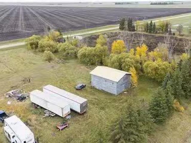 House for sale in Springfield, Manitoba