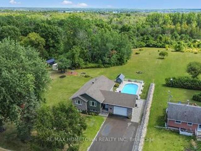 House for sale in Elizabethtown, Ontario