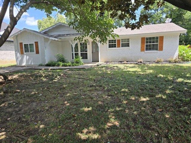 House for sale in Farmers Branch, Texas