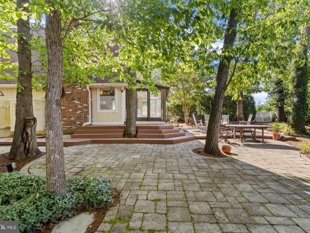 House for sale in Riva, Maryland