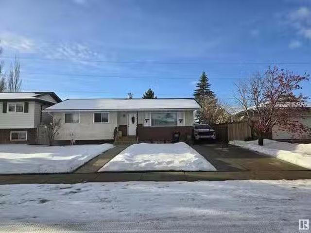 House for sale in Wedgewood, Alberta