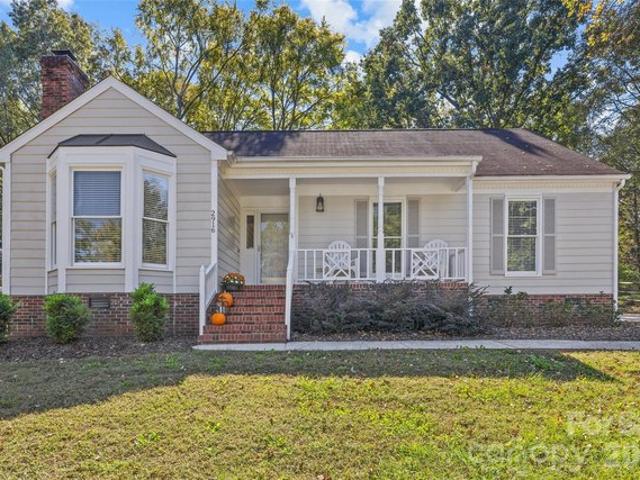House for sale in Cameron Wood, Charlotte