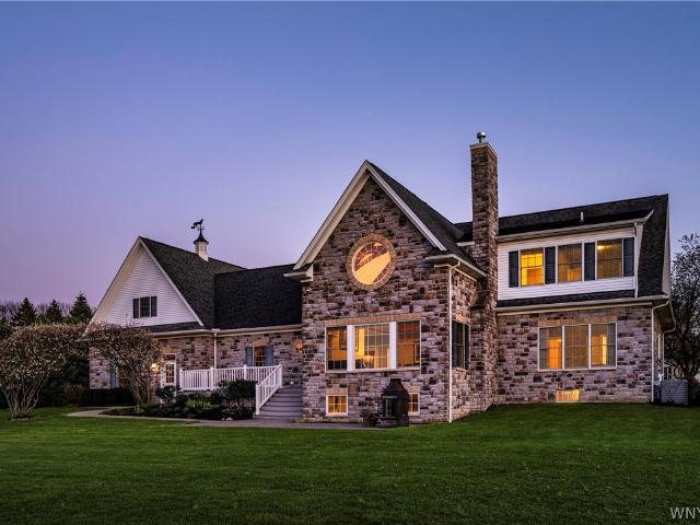 House for sale in Derby, New York