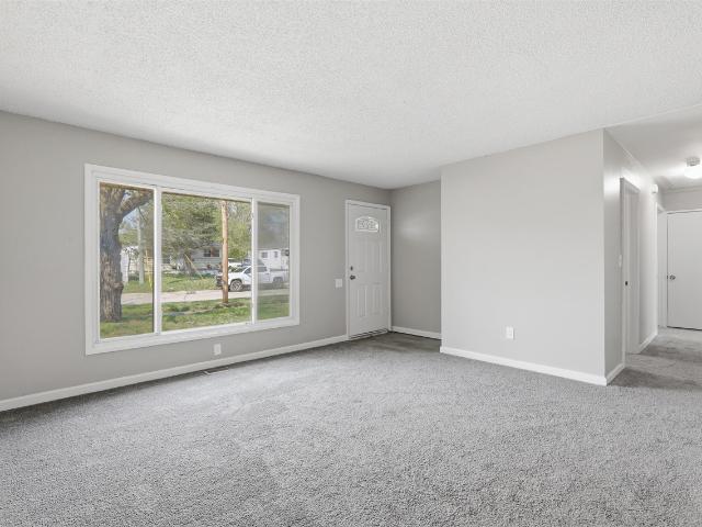 House for sale in Hyde Park, Inkster
