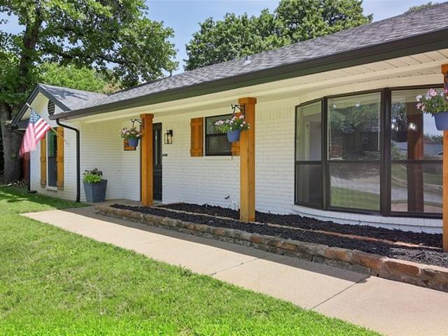 House for sale in Grapevine, Texas