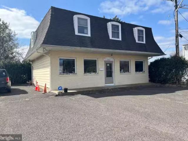 House for rent in Trenton