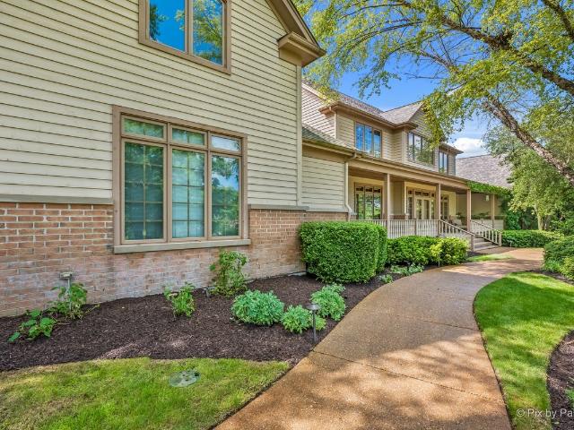 House for sale in Mchenry, Illinois