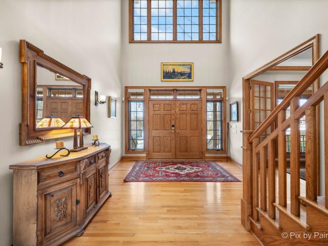 House for sale in Mchenry, Illinois