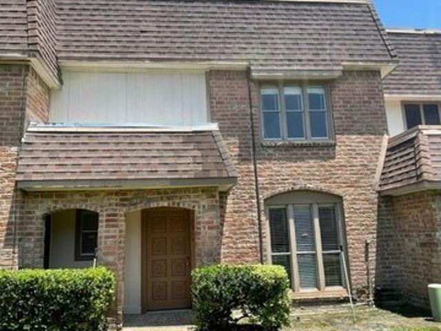 Townhouse for sale in Missouri City, Texas