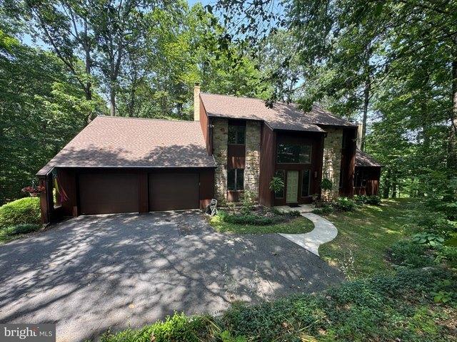 House for sale in Morgantown, Pennsylvania