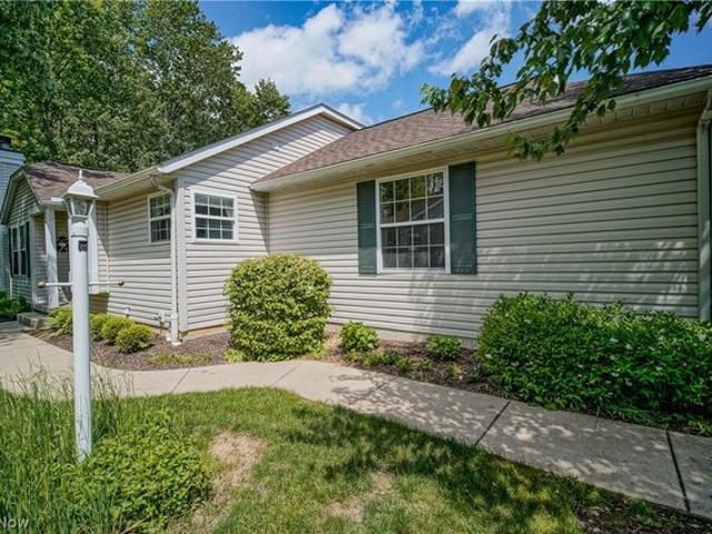 Condo for sale in Summit, Ohio