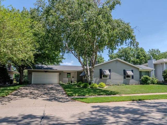 House for sale in Moline, Illinois