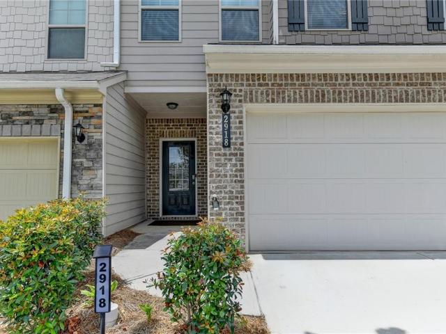 Townhouse for sale in Norcross