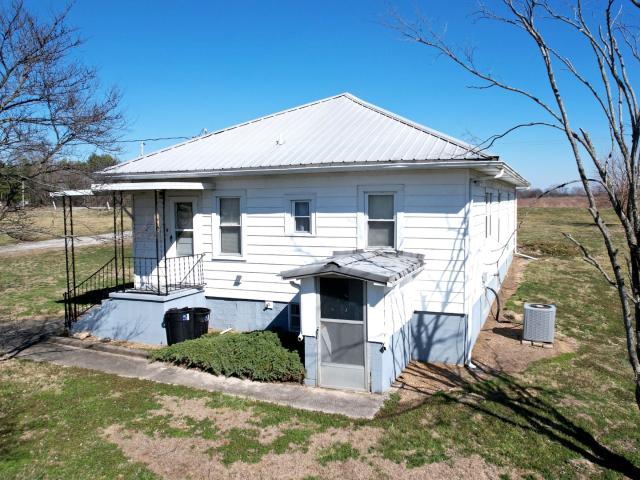 House for sale in Pulaski, Illinois