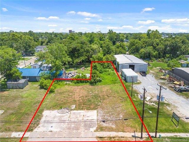 Land for sale in Lake Charles, Louisiana