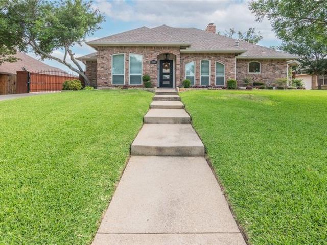 House for sale in Grapevine, Texas