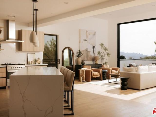 House for sale in Canoga Park, California