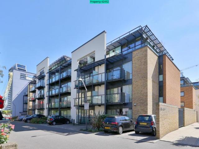Apartment for rent in Boardwalk Place, Blackwall