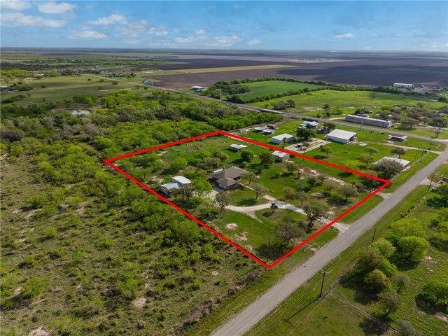 House for sale in Woodsboro, Texas