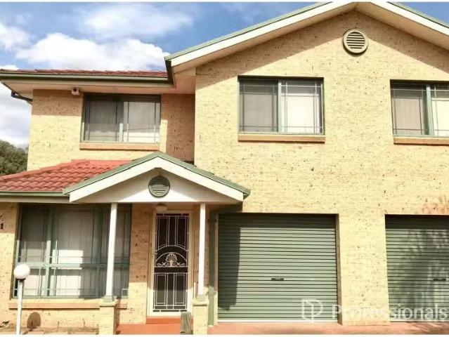 Condo for rent in Casula, Sydney