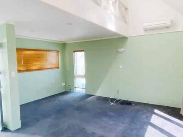 Townhouse for rent in One Tree Hill, Oroua County