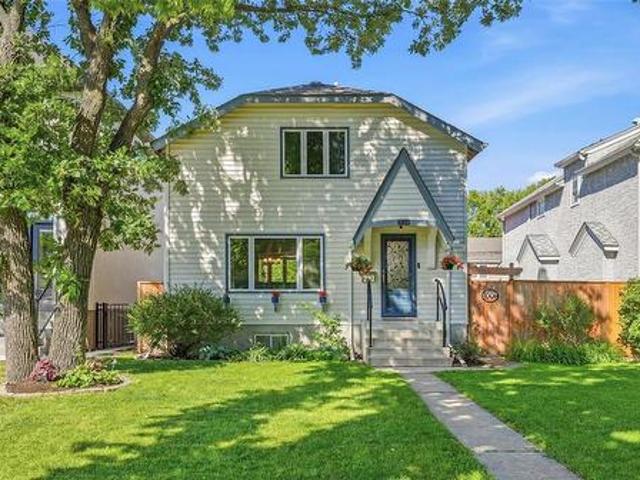 House for sale in East St. Paul, Manitoba