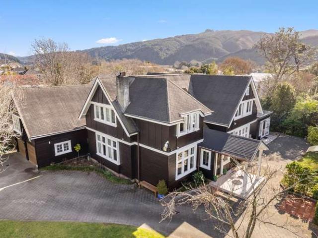 House for sale in Pauatahanui, Wellington