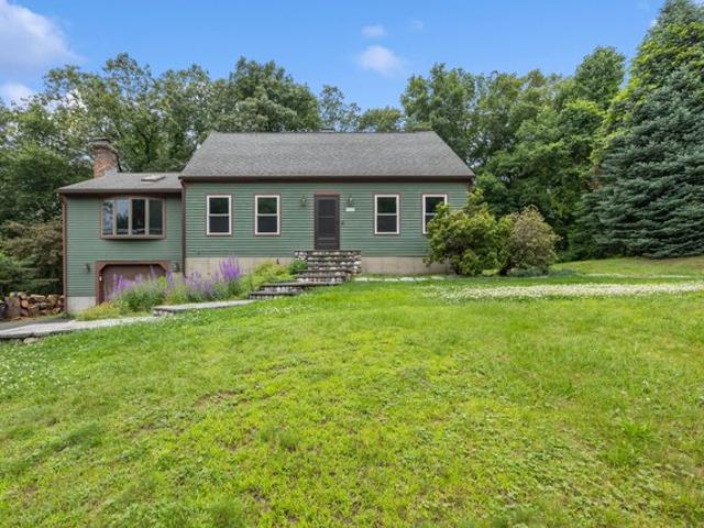 House for sale in Cheshire, Connecticut