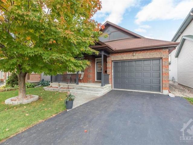 House for sale in Orleans