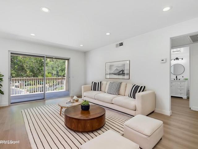 Condo for sale in Newbury Park, California