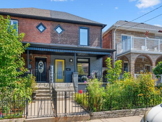 Office for sale in Woburn, Ontario