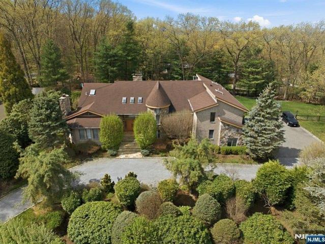 House for sale in Cresskill, New Jersey