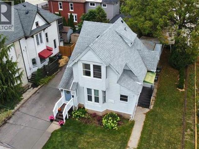 House for sale in Brights Grove, Ontario
