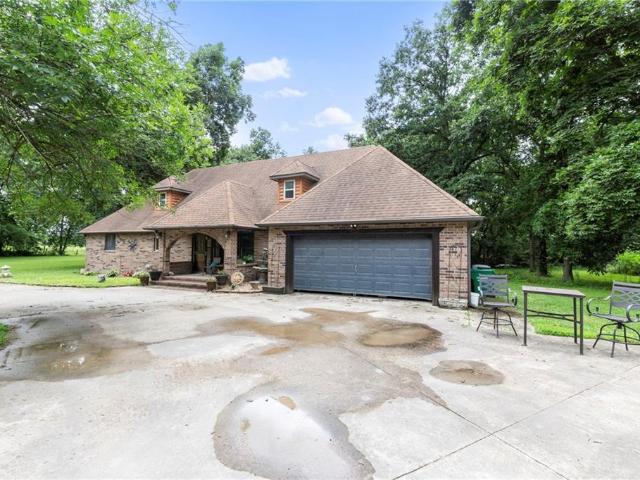 House for sale in Harrisonville