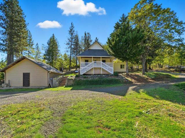 House for sale in Shasta, California